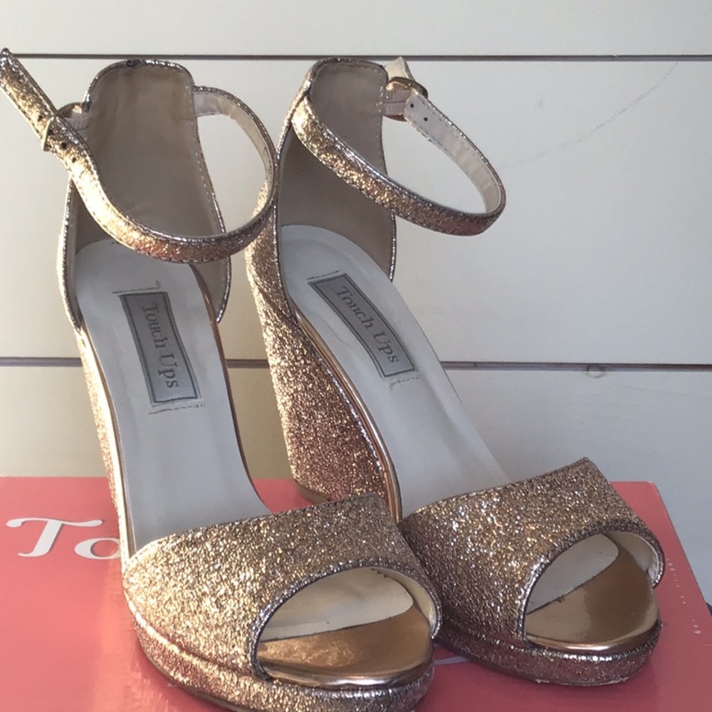Rose Gold Wedges 💎🌹💛⭐️